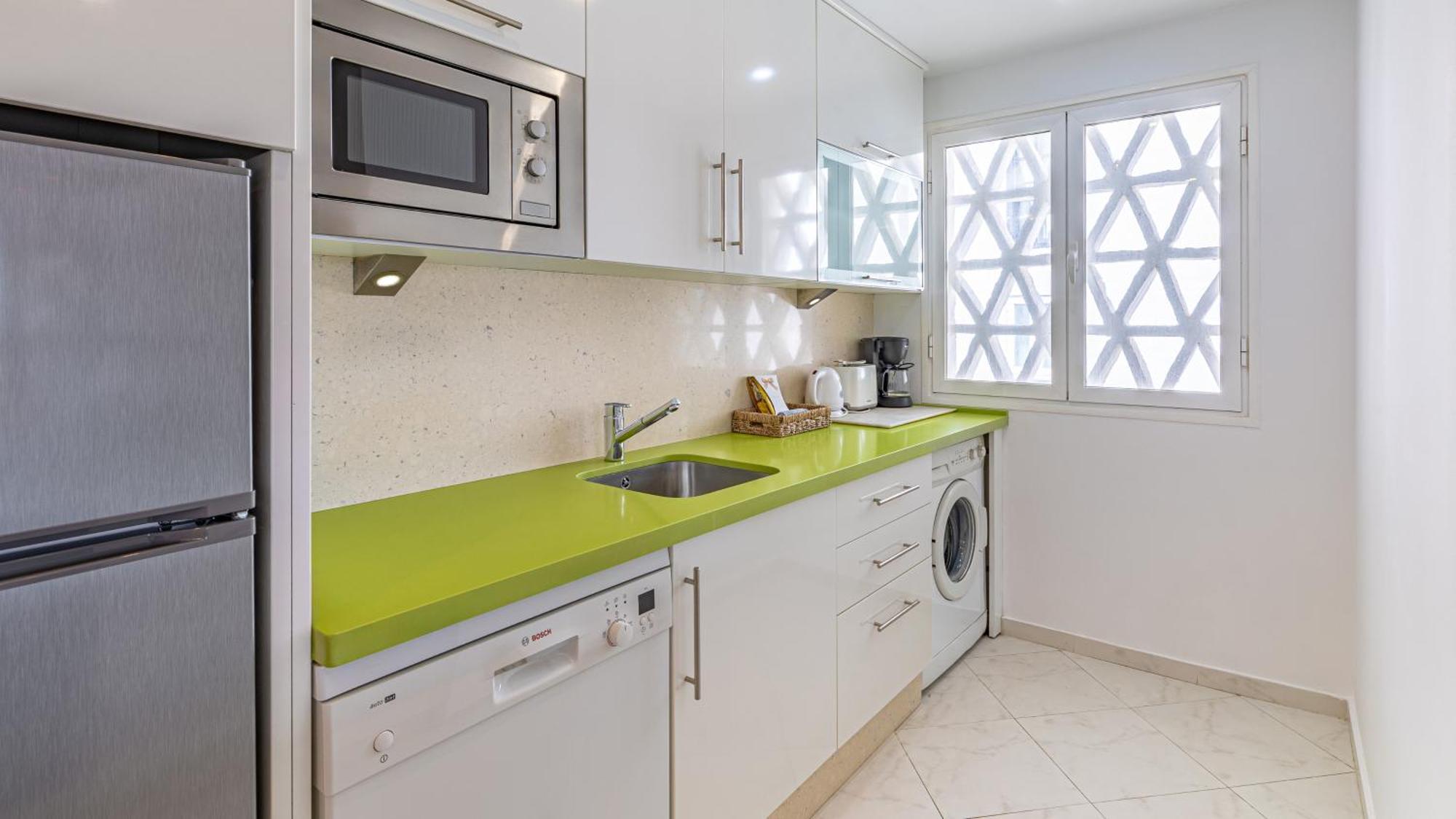 Vacation Marbella I Sea Views, 24-7 Security, Parking, Walk To Everything In Luxurious Puerto Banus Buitenkant foto
